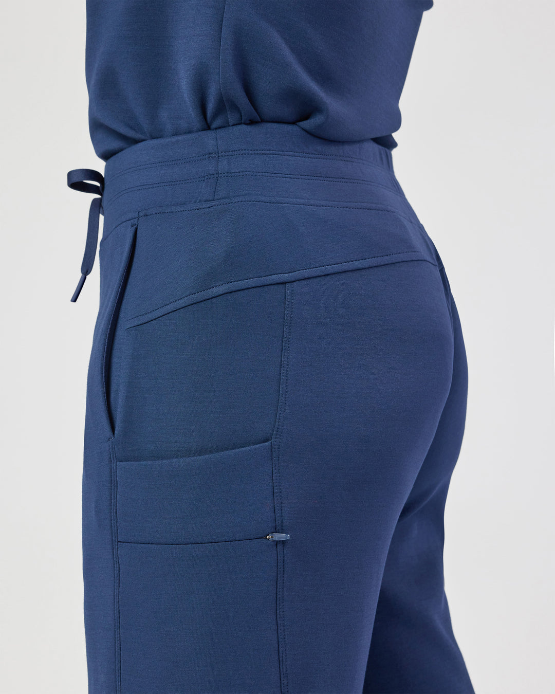 Kelly™ Straight Leg Pant