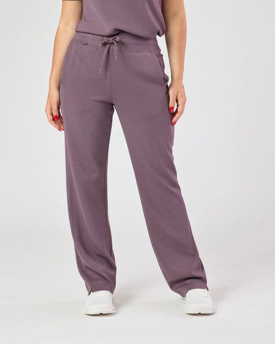 Kelly™ Straight Leg Pant