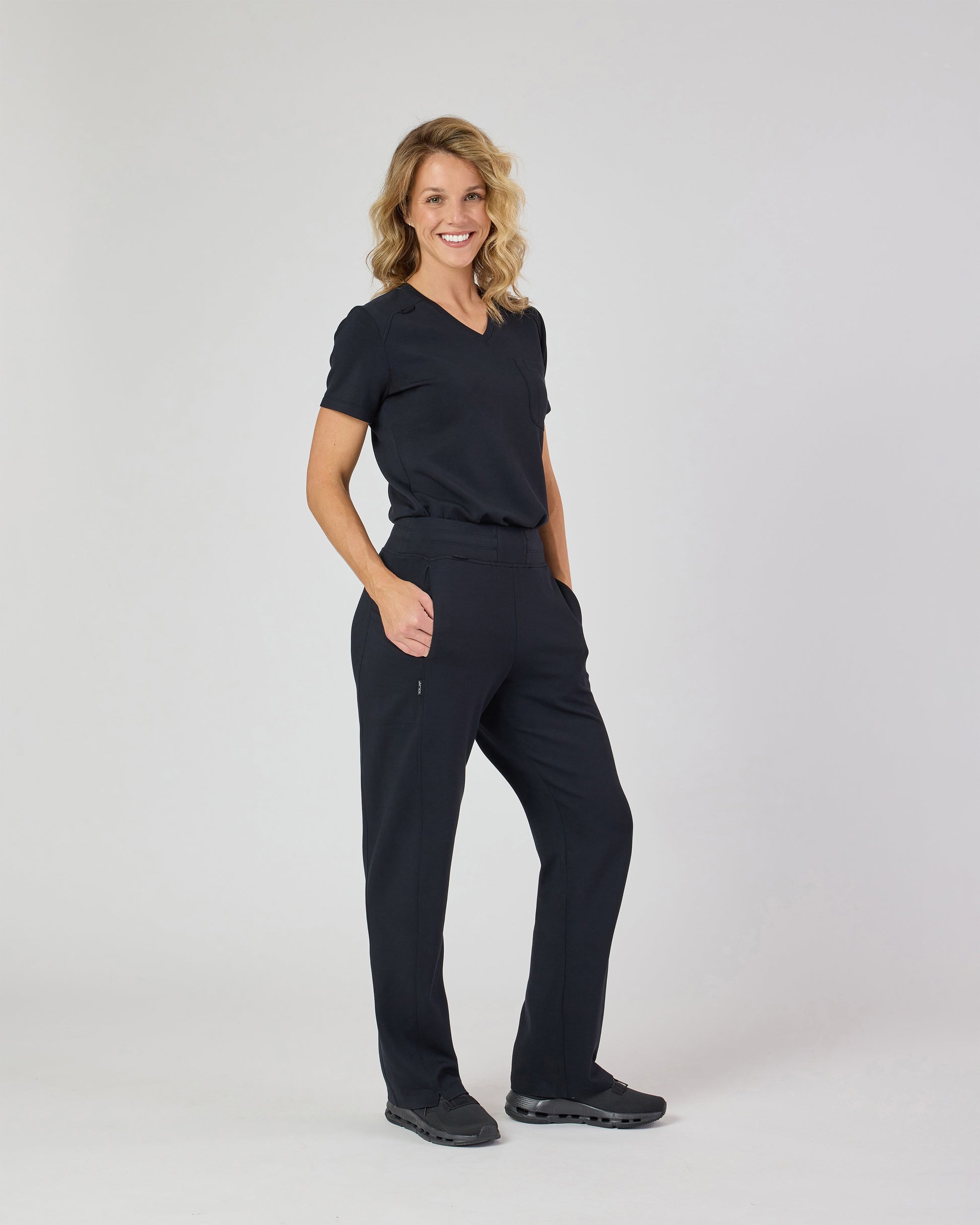 Kelly™ Straight Leg Pant